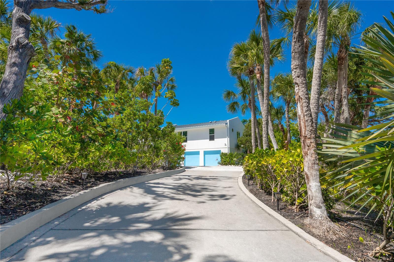 N6140499 Property Photo