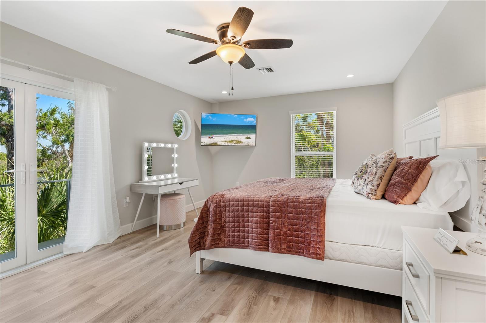 N6140499 Property Photo