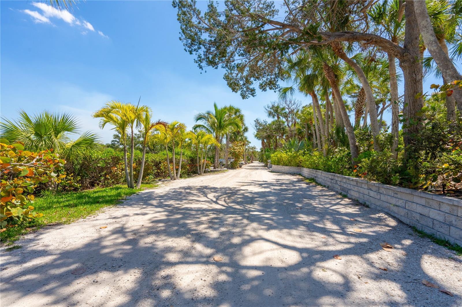 N6140499 Property Photo