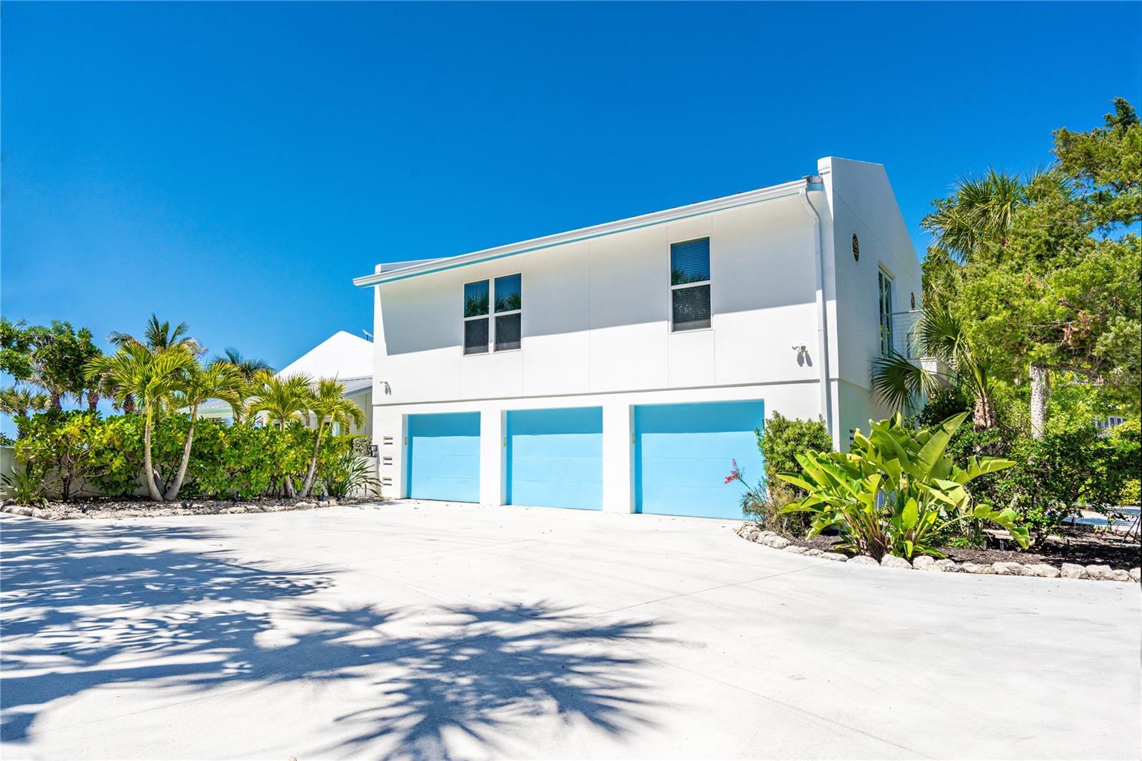 N6140499 Property Photo