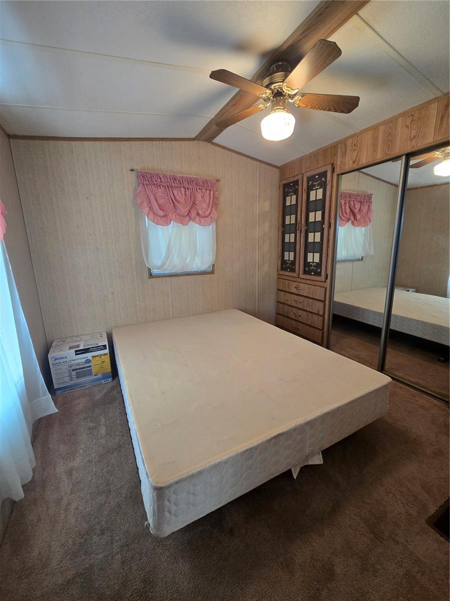 O6343567 Property Photo