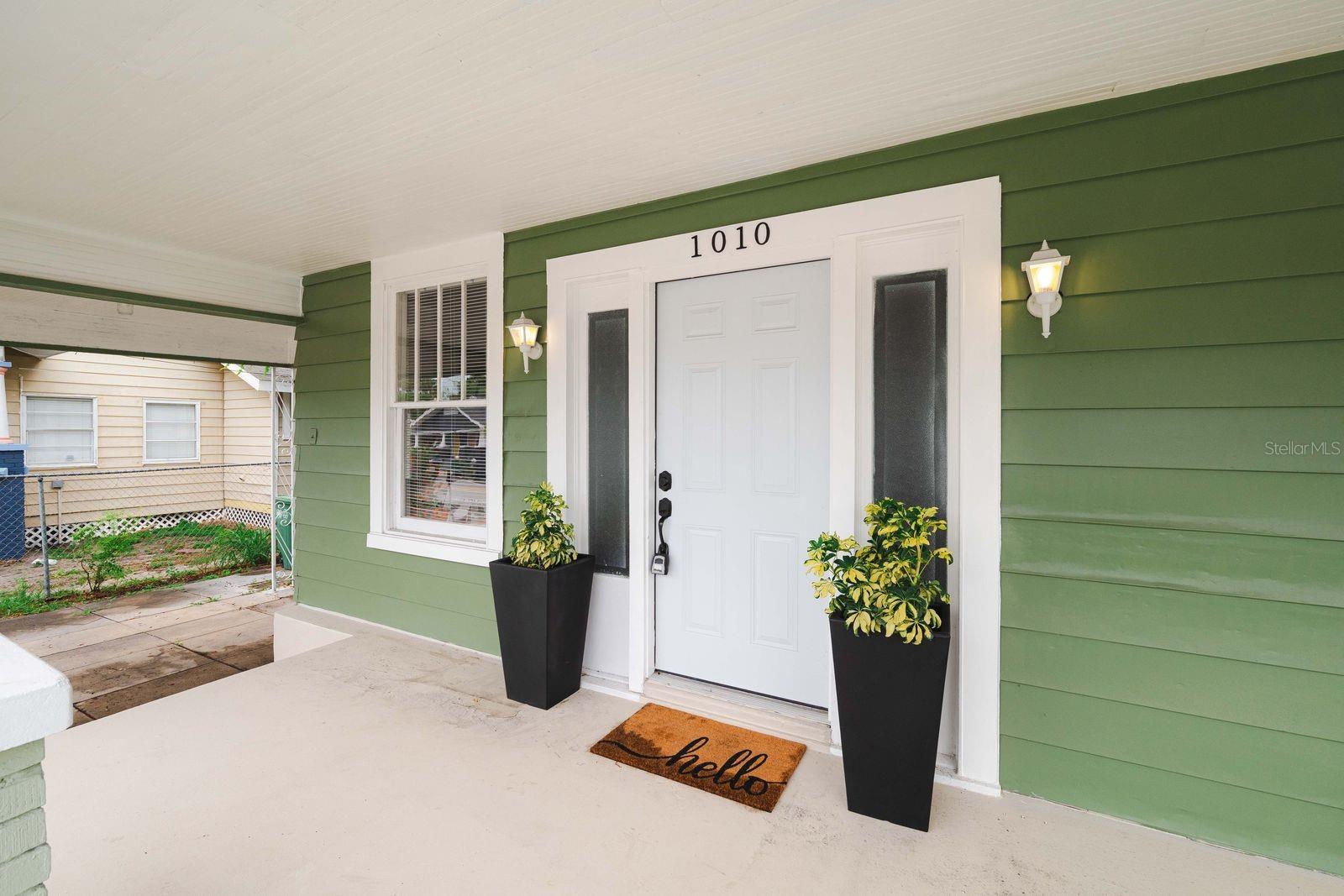 1010 E LAKE AVE, TAMPA, FL, 33605