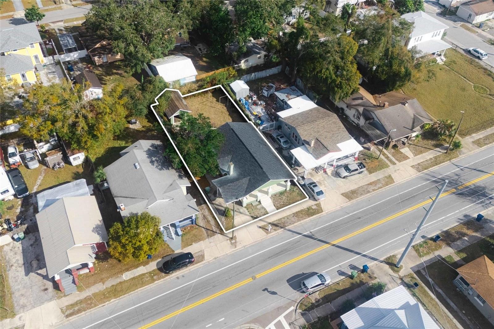 1010 E LAKE AVE, TAMPA, FL, 33605