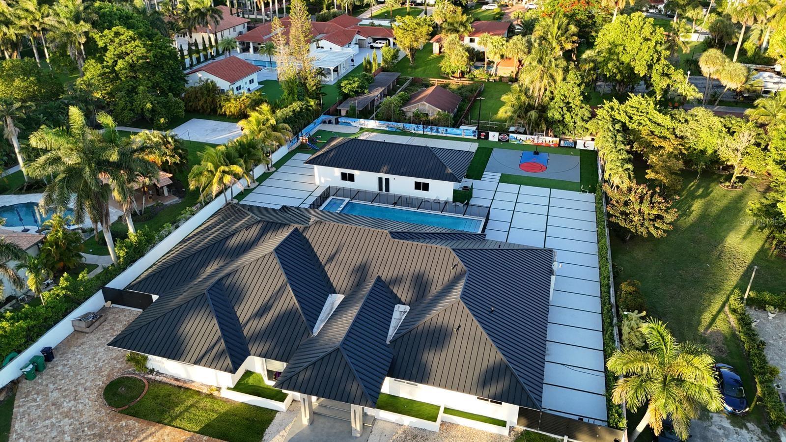 O6343587 Property Photo