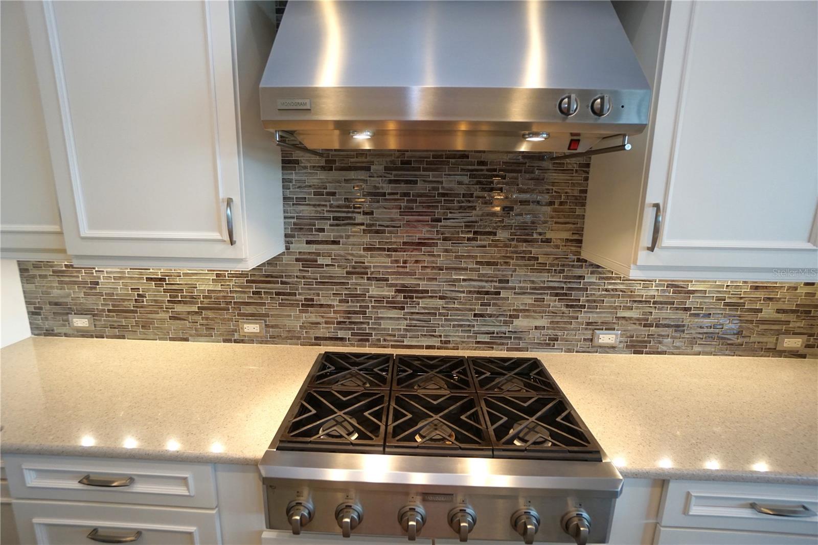 600 MACEDONIA DR, PUNTA GORDA, FL, 33950