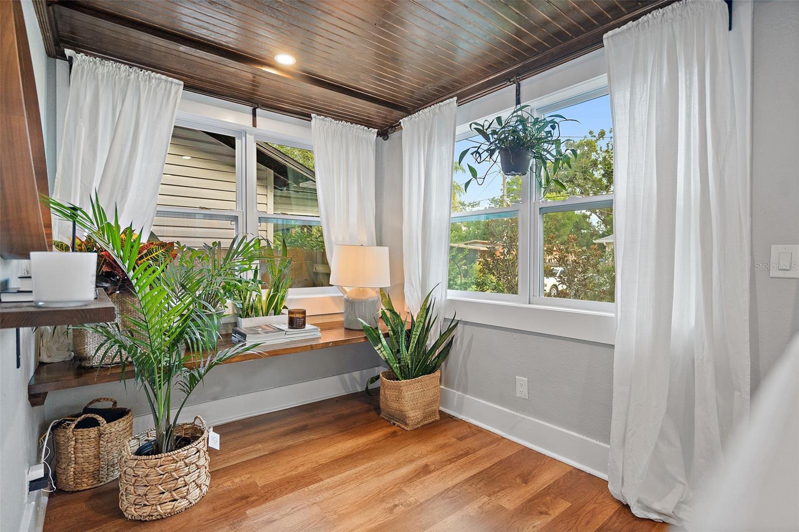 4649 QUEENSBORO AVE S, ST PETERSBURG, FL, 33711