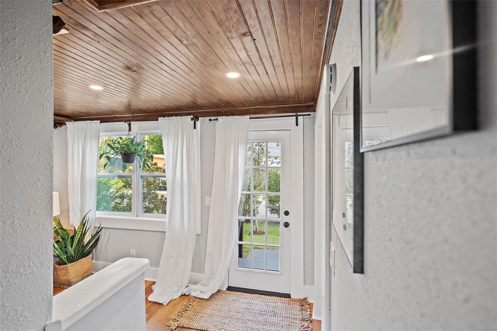 4649 QUEENSBORO AVE S, ST PETERSBURG, FL, 33711