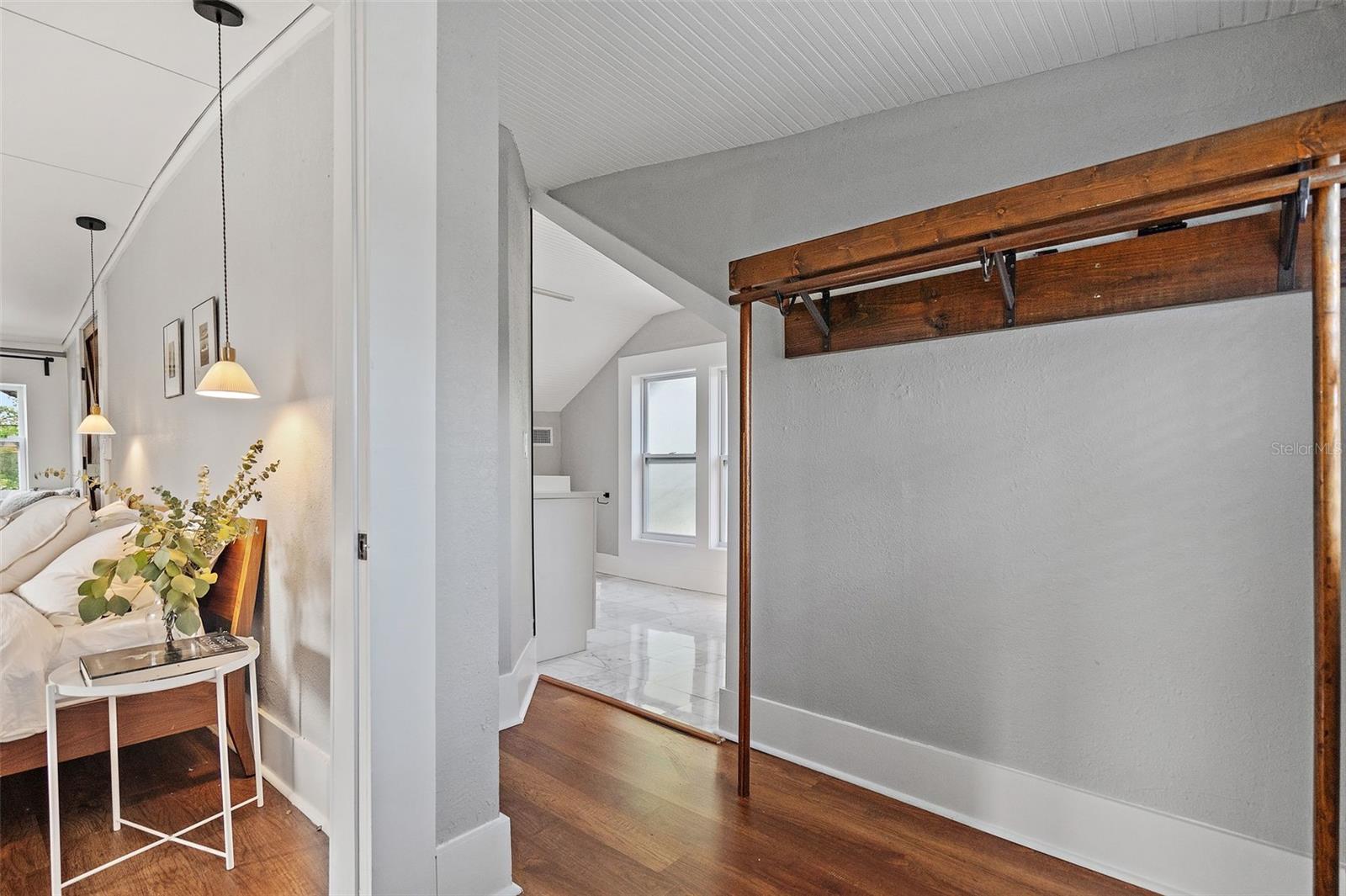 4649 QUEENSBORO AVE S, ST PETERSBURG, FL, 33711