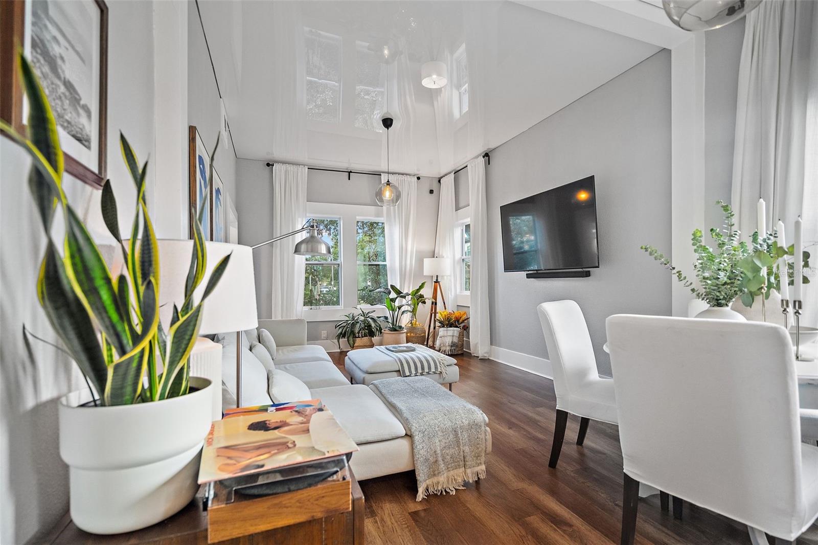 4649 QUEENSBORO AVE S, ST PETERSBURG, FL, 33711