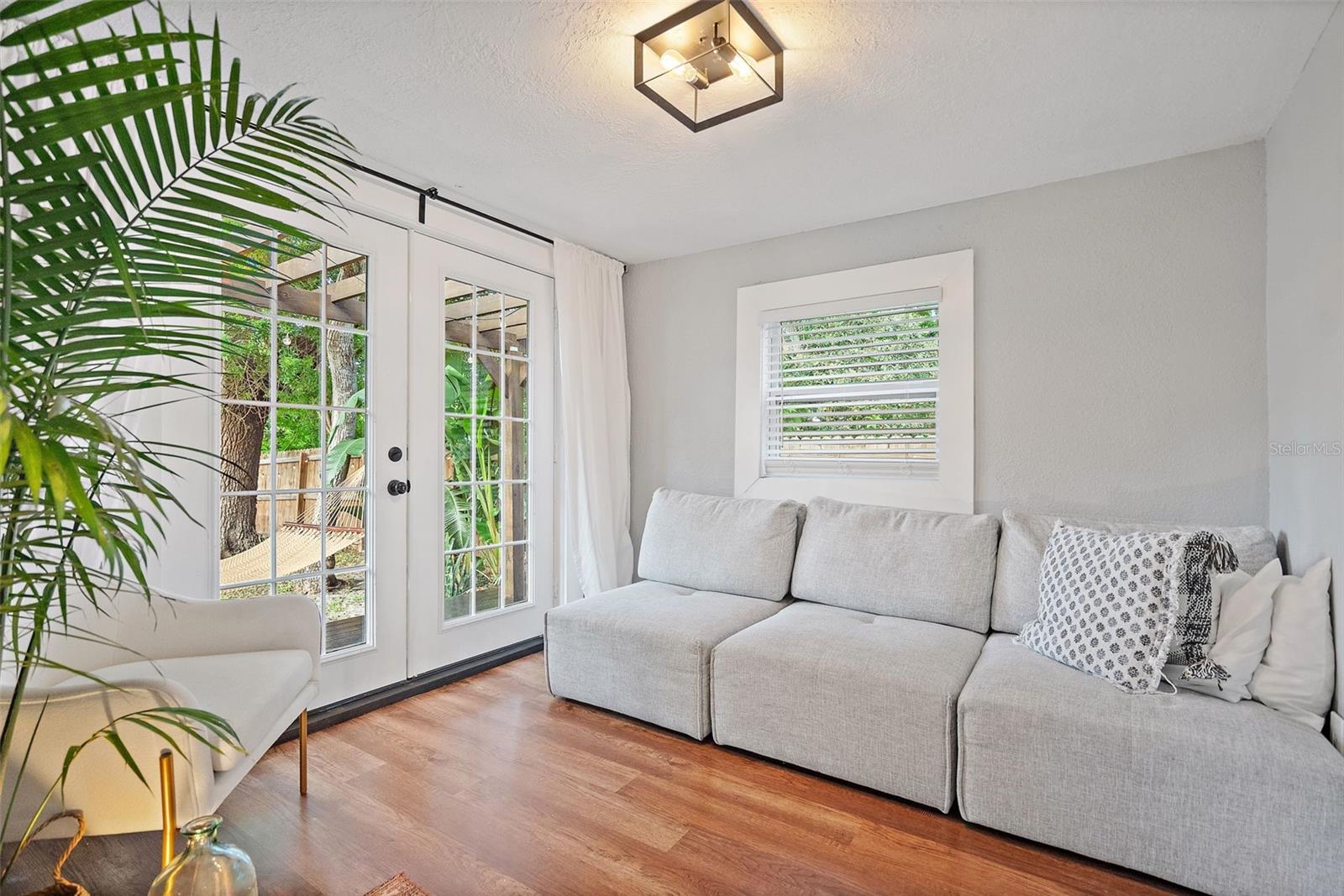 4649 QUEENSBORO AVE S, ST PETERSBURG, FL, 33711