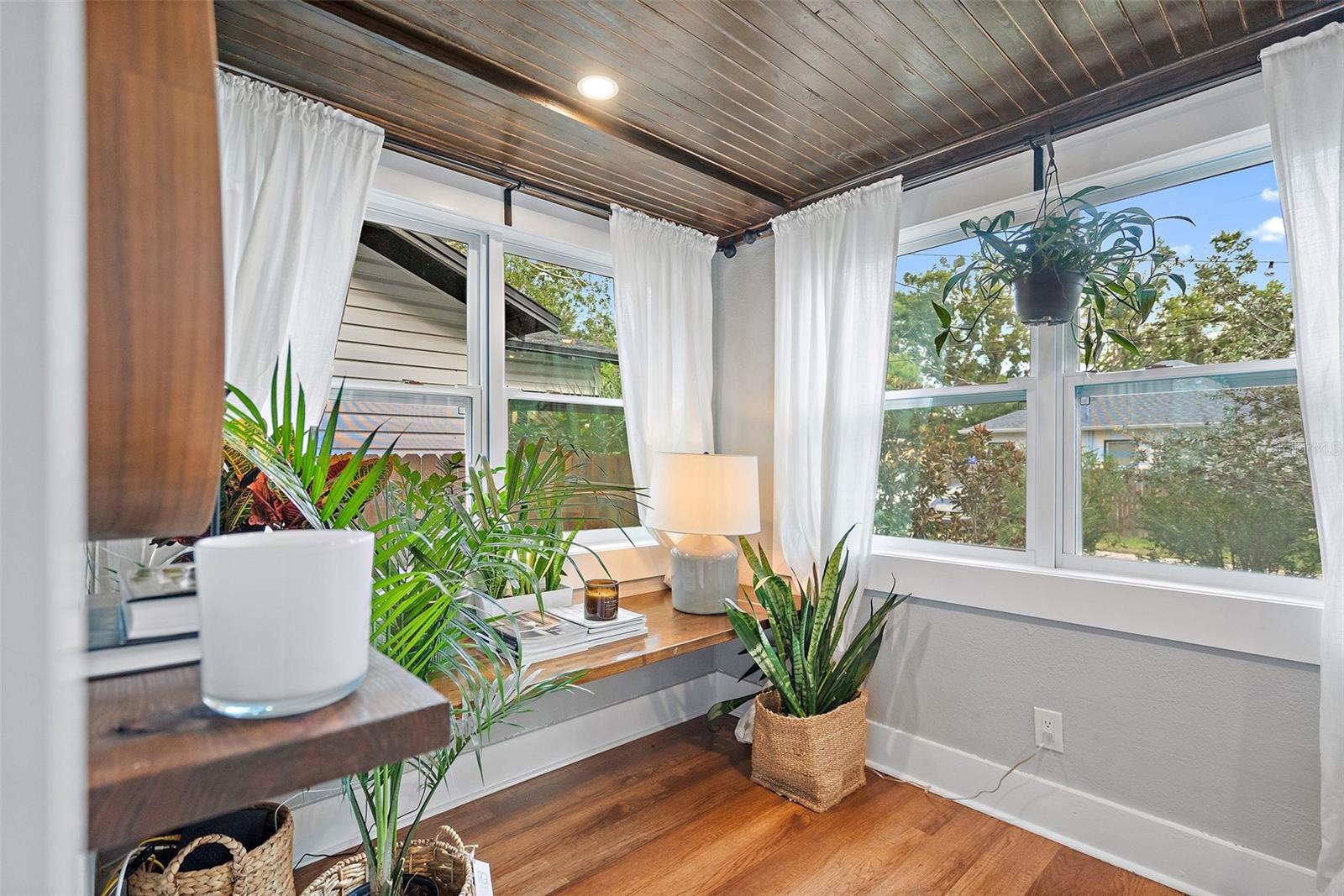 4649 QUEENSBORO AVE S, ST PETERSBURG, FL, 33711