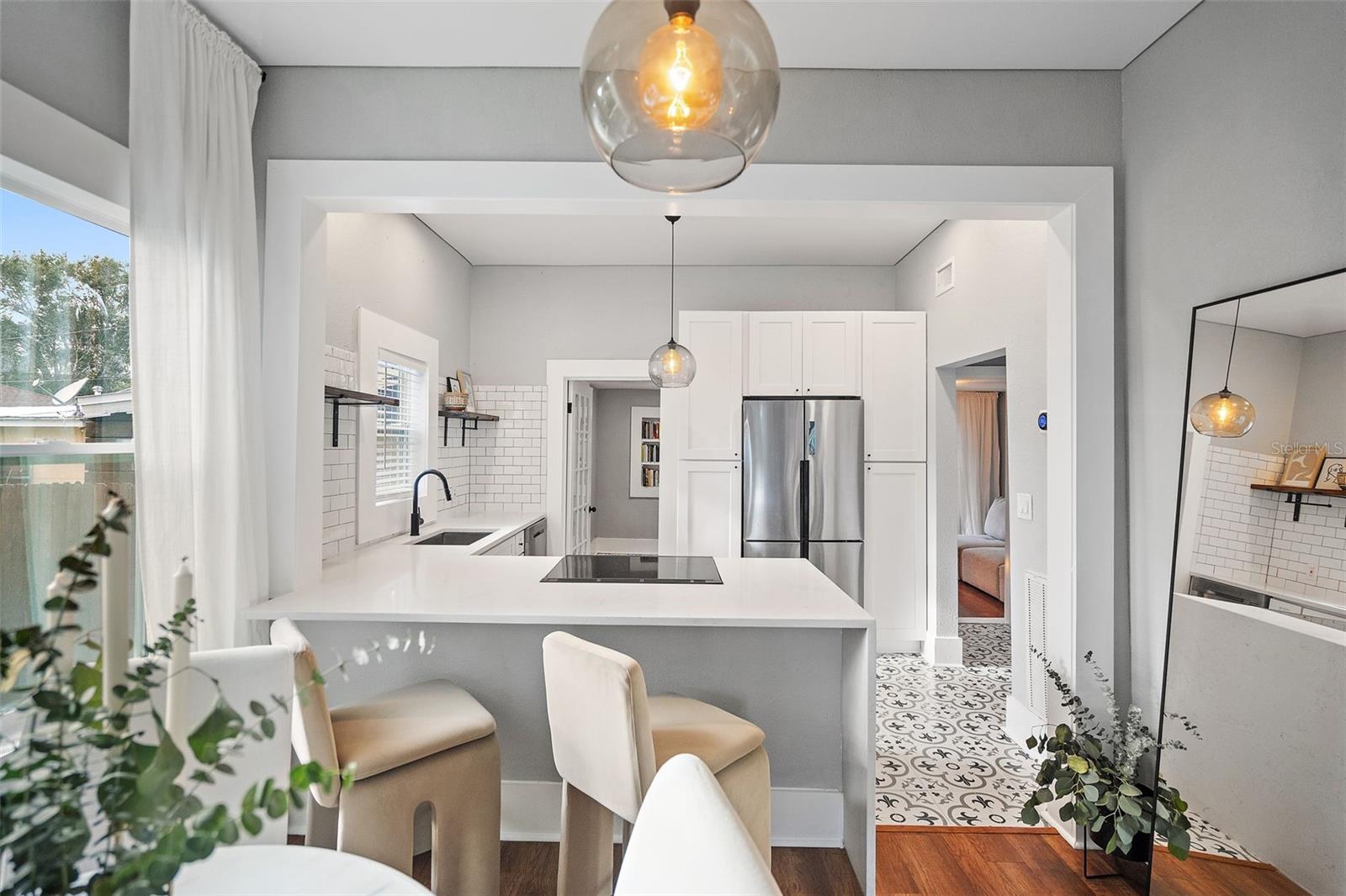 4649 QUEENSBORO AVE S, ST PETERSBURG, FL, 33711