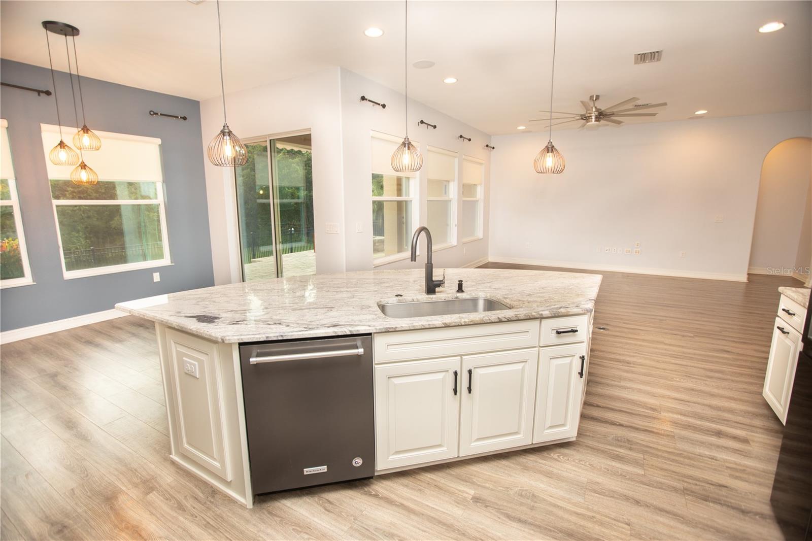 32331 FIREMOSS LN, WESLEY CHAPEL, FL, 33543