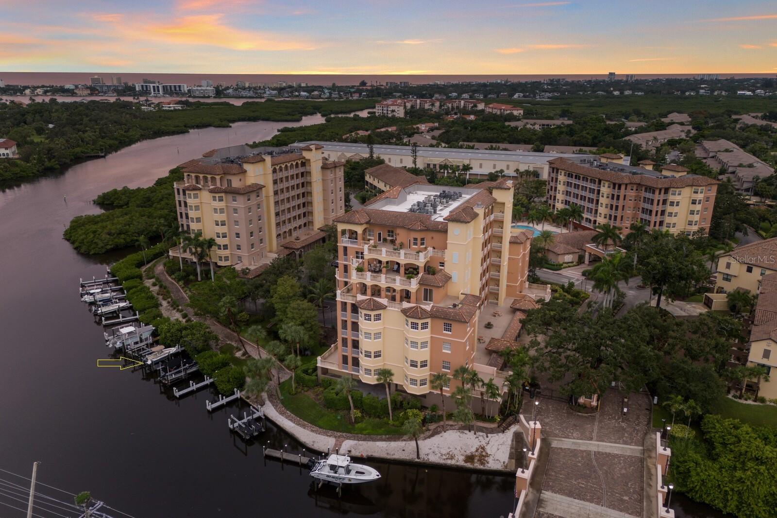 5565 CANNES CIR #5565, SARASOTA, FL, 34231