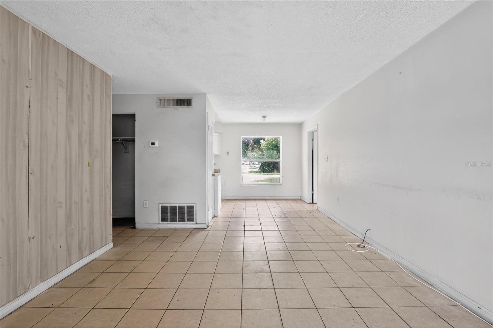 2005 HARTWELL AVE, SANFORD, FL, 32771