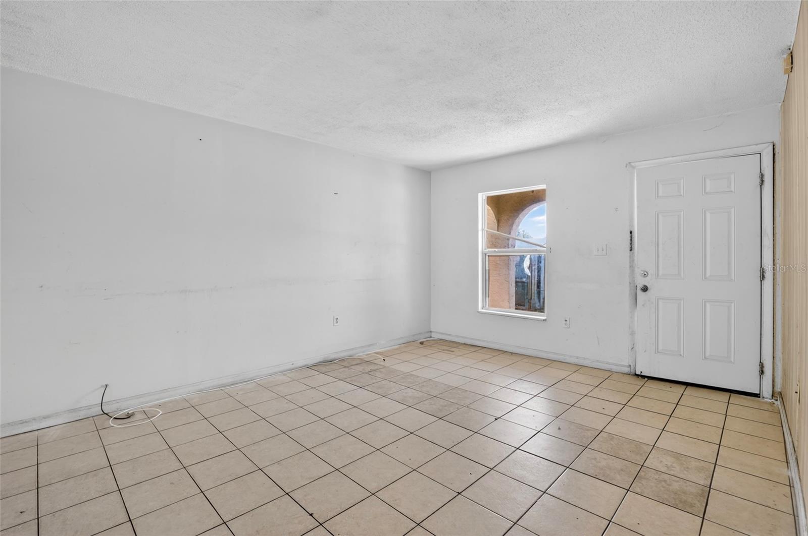 2005 HARTWELL AVE, SANFORD, FL, 32771