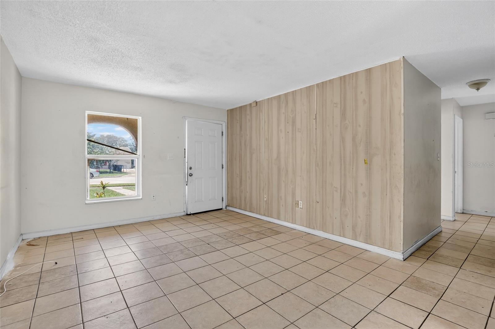 2005 HARTWELL AVE, SANFORD, FL, 32771