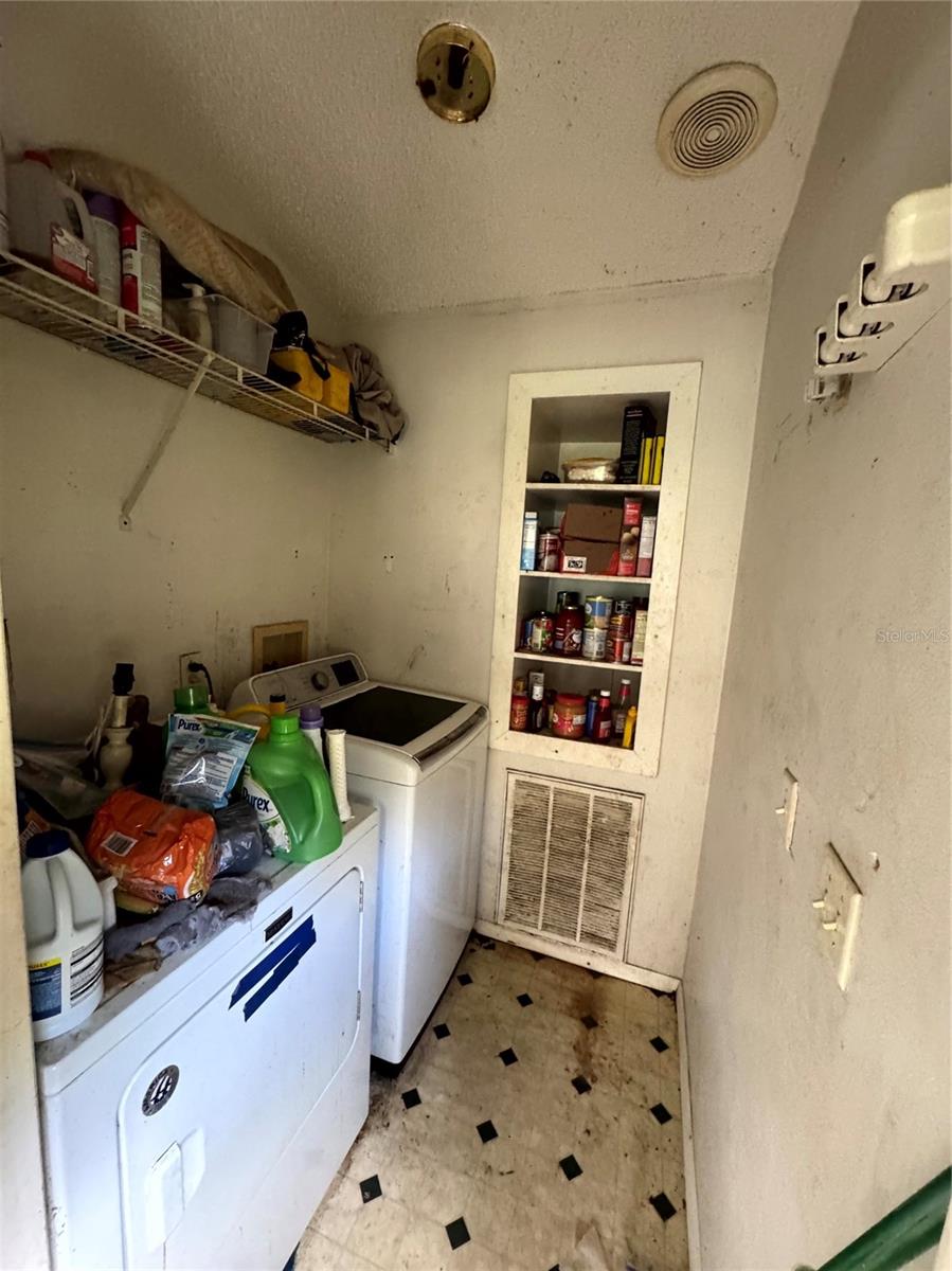 38233 DEERWOODS DR, EUSTIS, FL, 32736