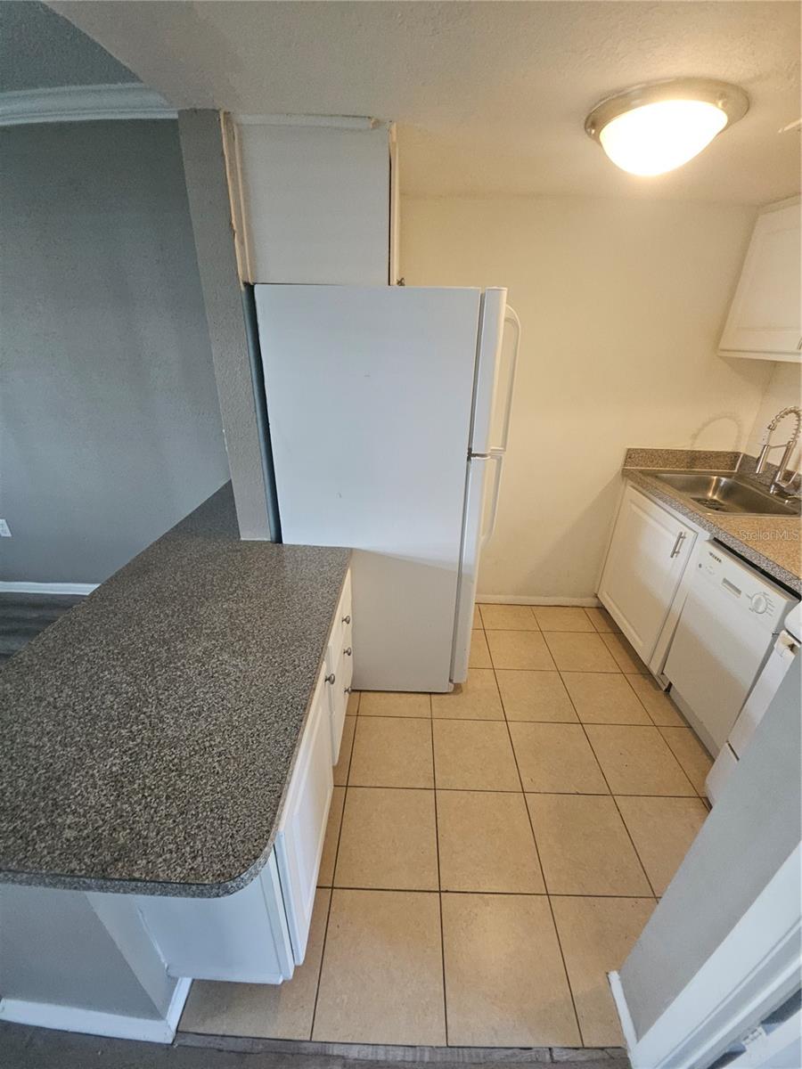 O6343655 Property Photo