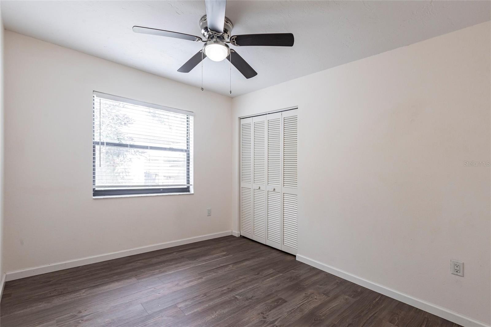 5846 DEER HOLLOW LN E, SARASOTA, FL, 34232