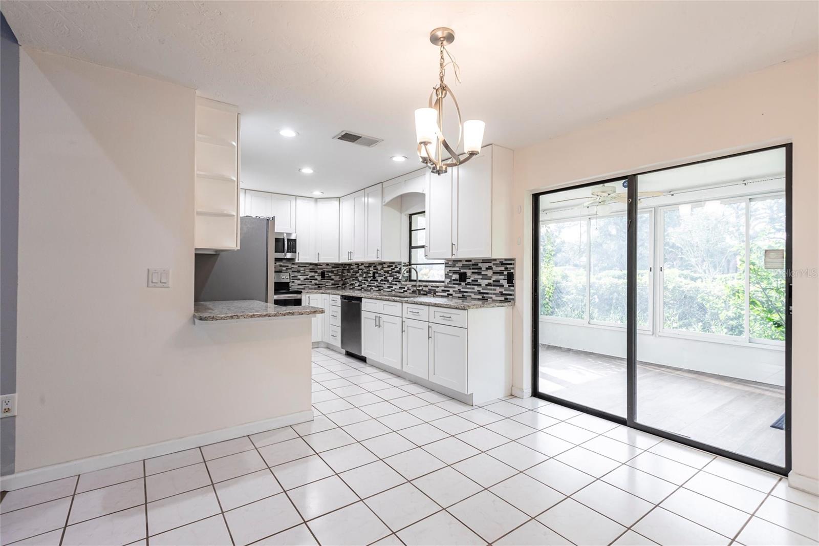 5846 DEER HOLLOW LN E, SARASOTA, FL, 34232