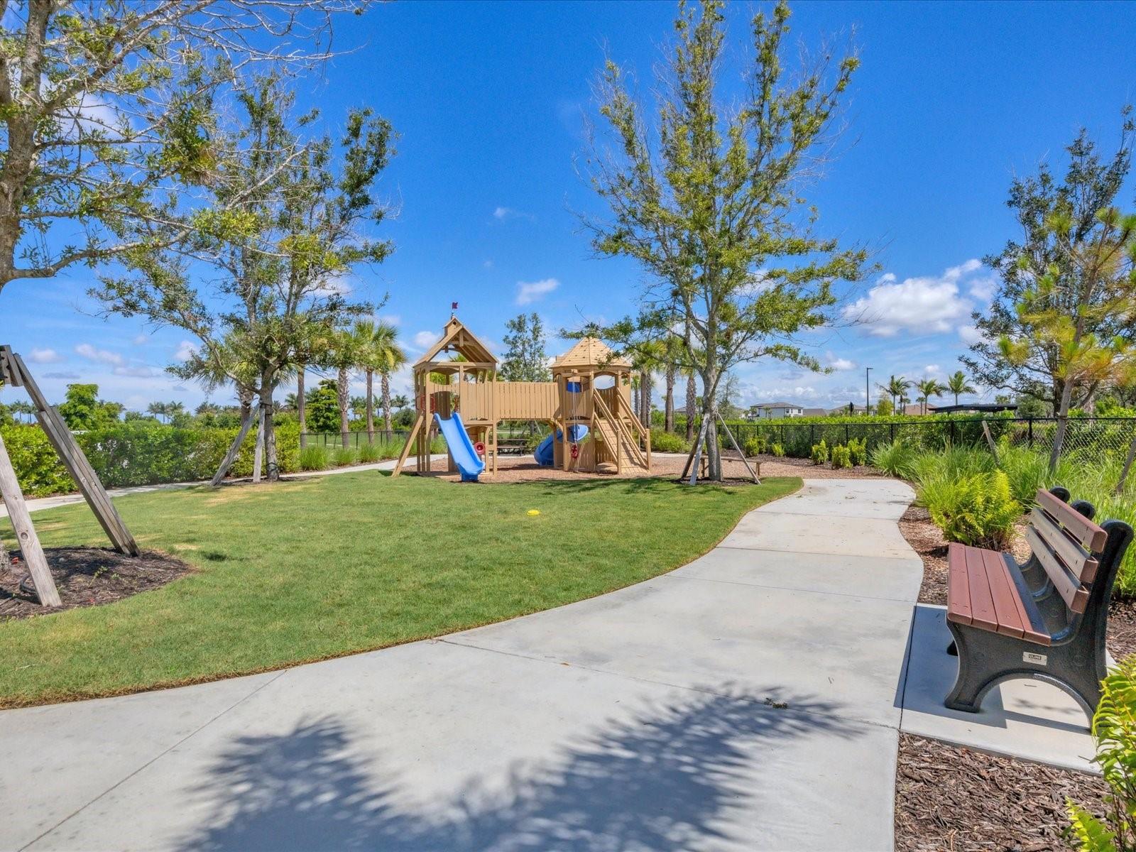 9040 TEQUILA SUNRISE DR, SARASOTA, FL, 34241