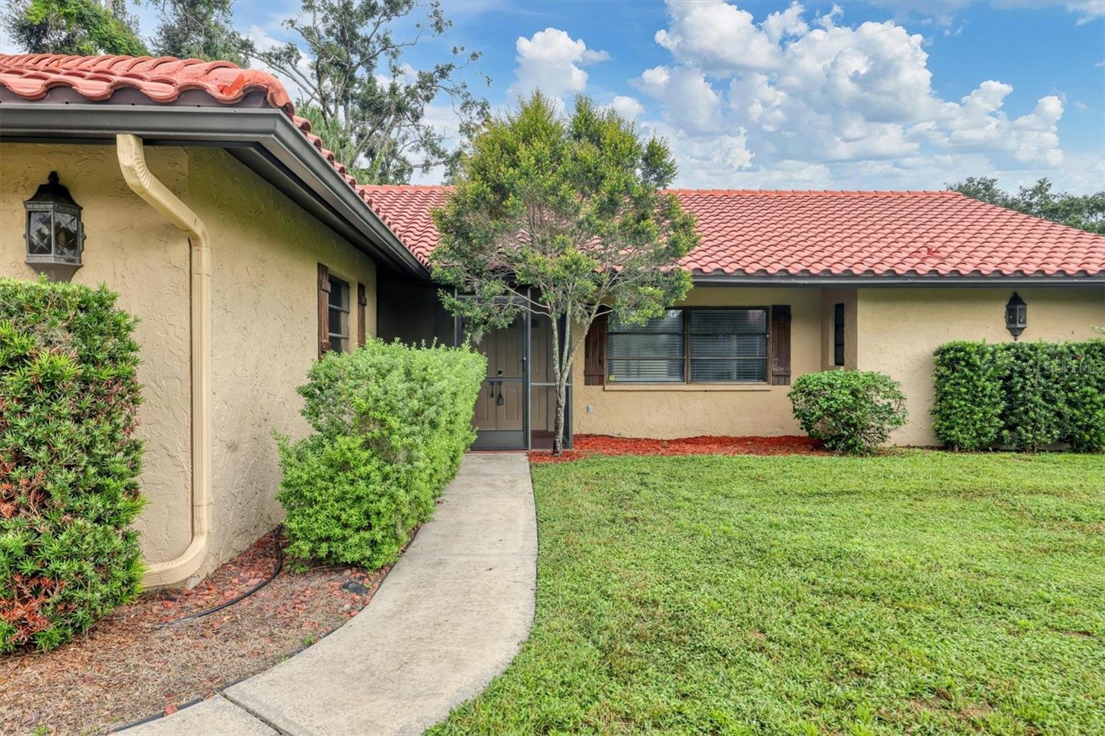 A4664893 Property Photo