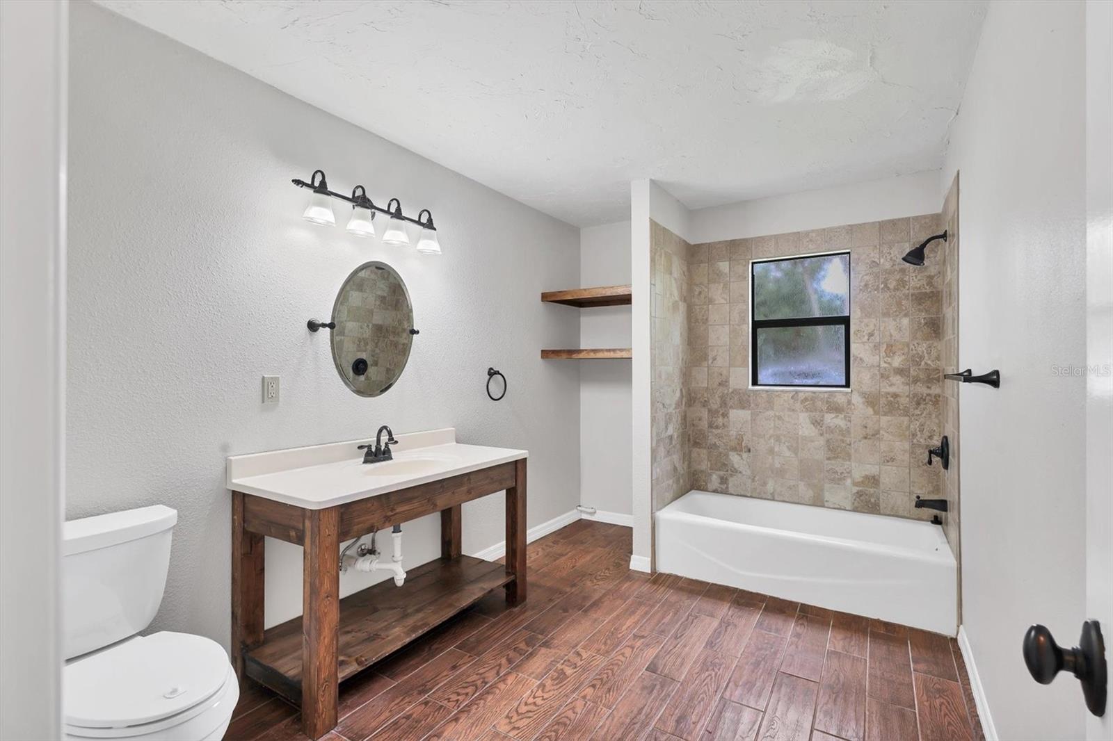 A4664893 Property Photo