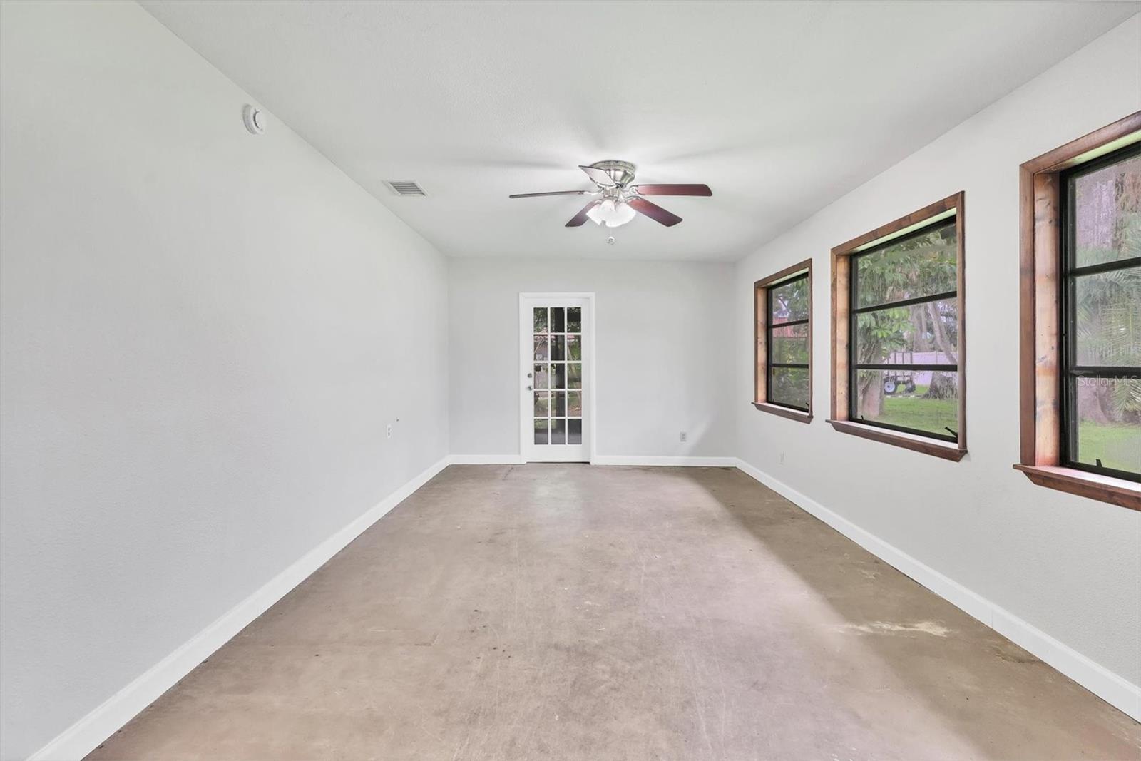 A4664893 Property Photo