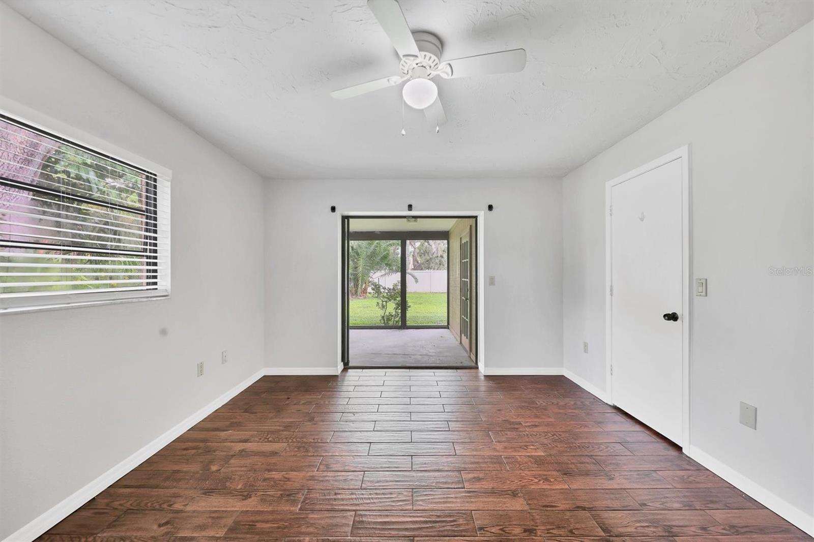 A4664893 Property Photo