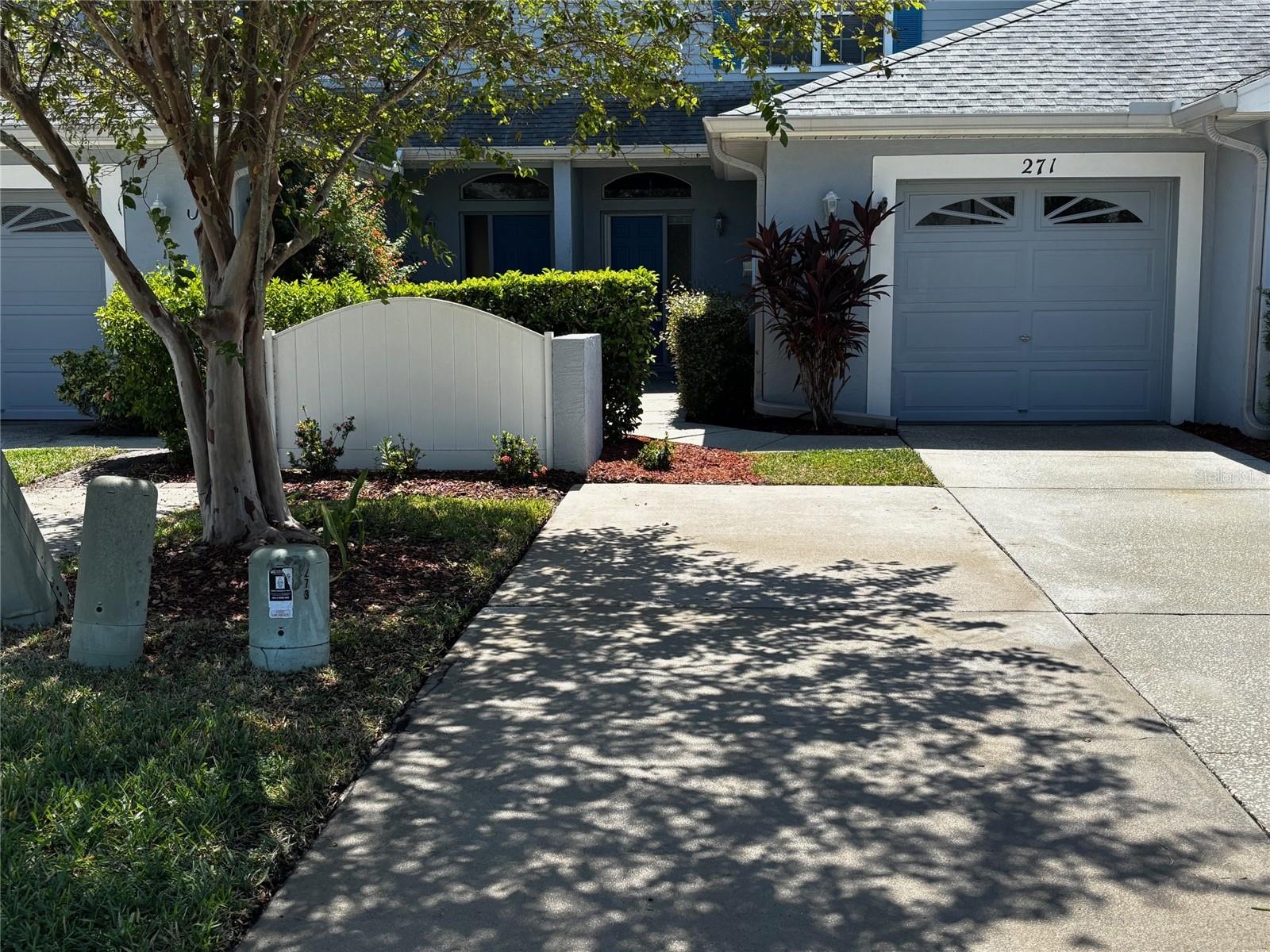 Oversized Driveway!