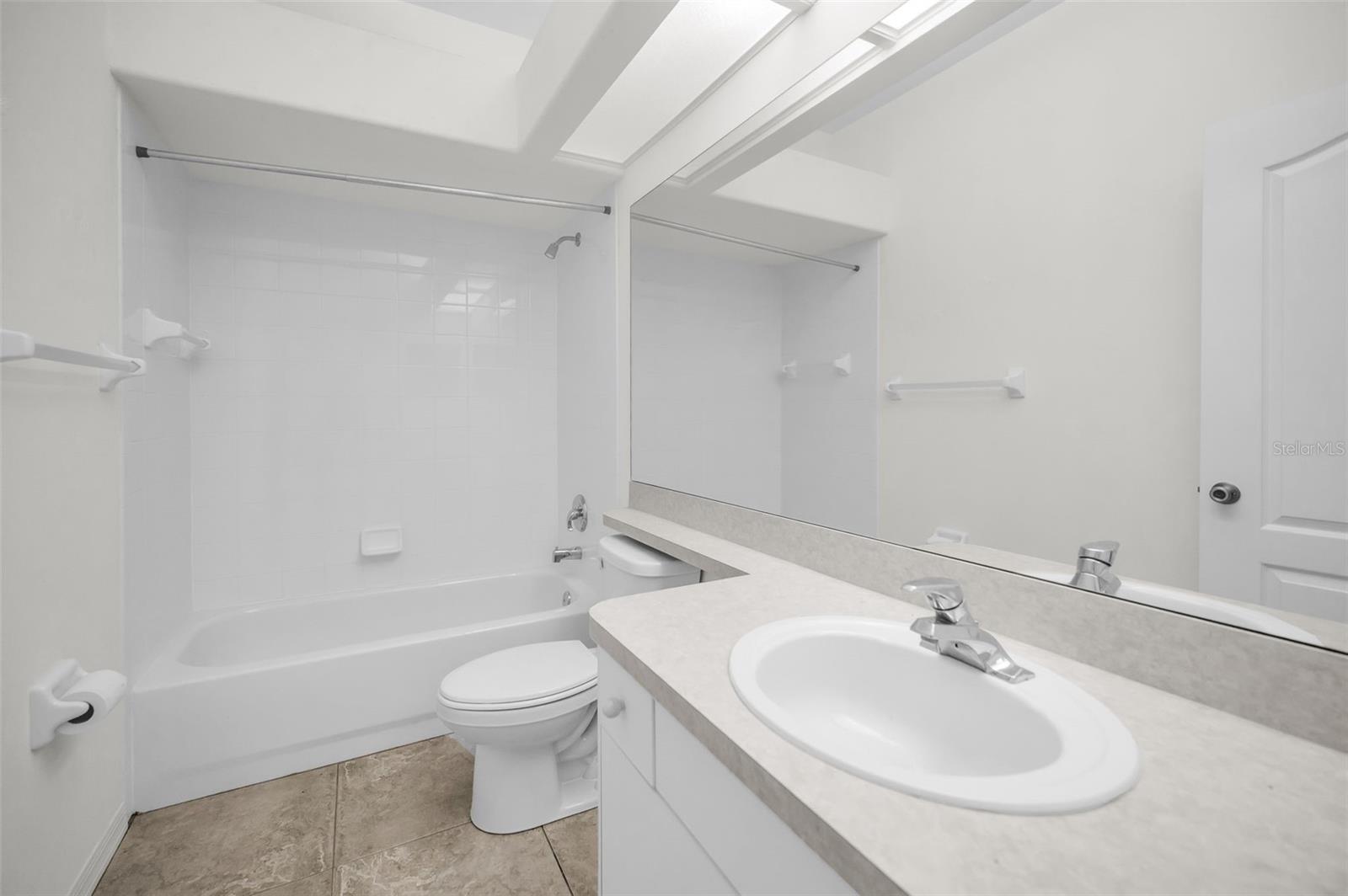 Full Bathroom W/Tub & Shower!