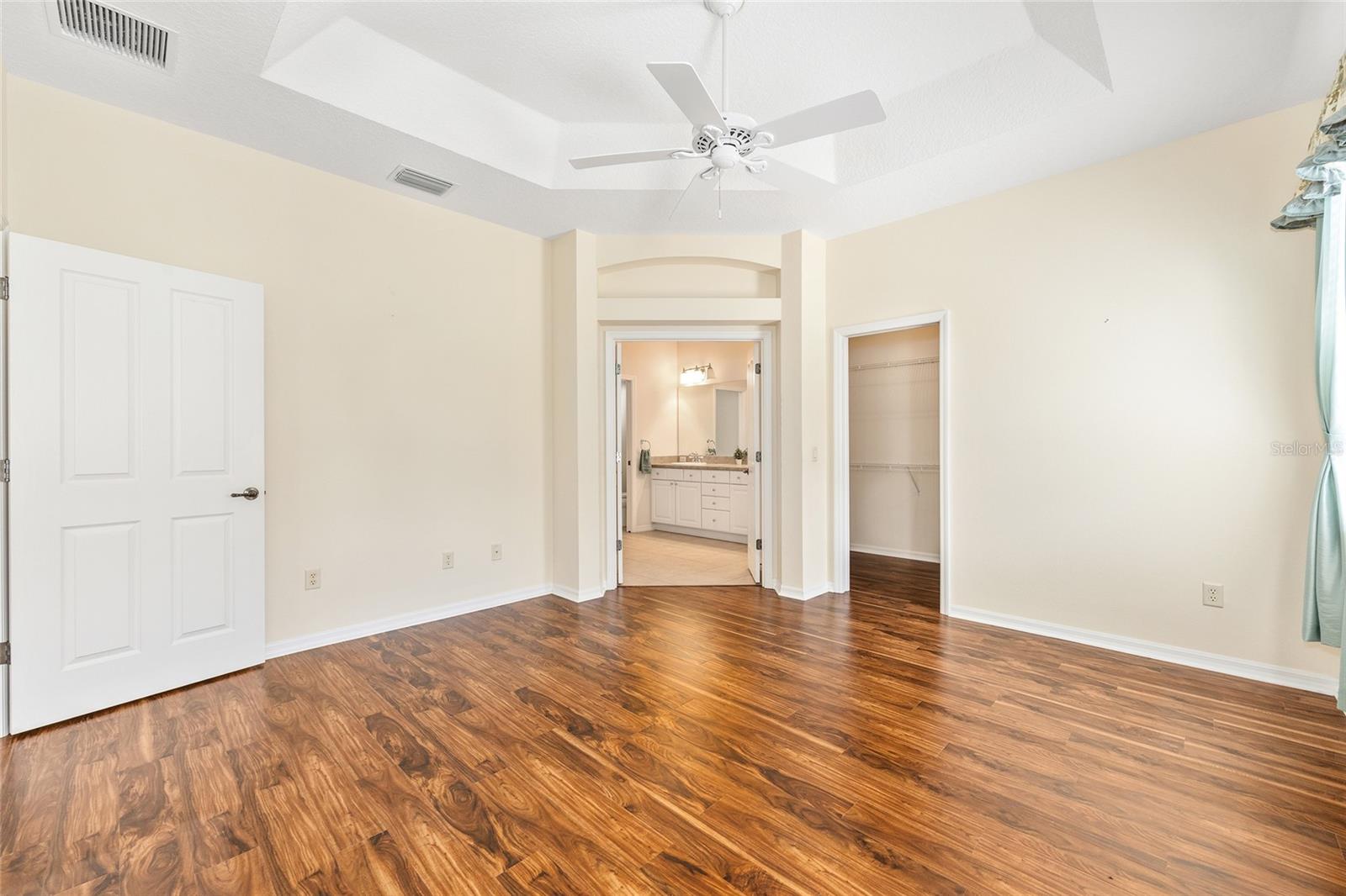 635 ALLENWOOD LOOP, THE VILLAGES, FL, 32162