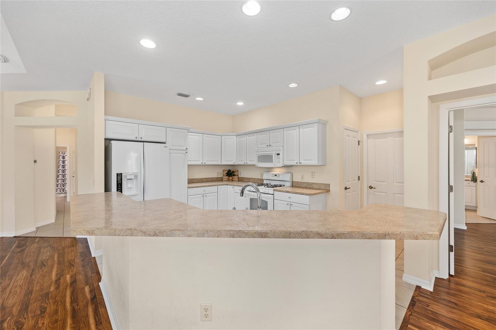 635 ALLENWOOD LOOP, THE VILLAGES, FL, 32162