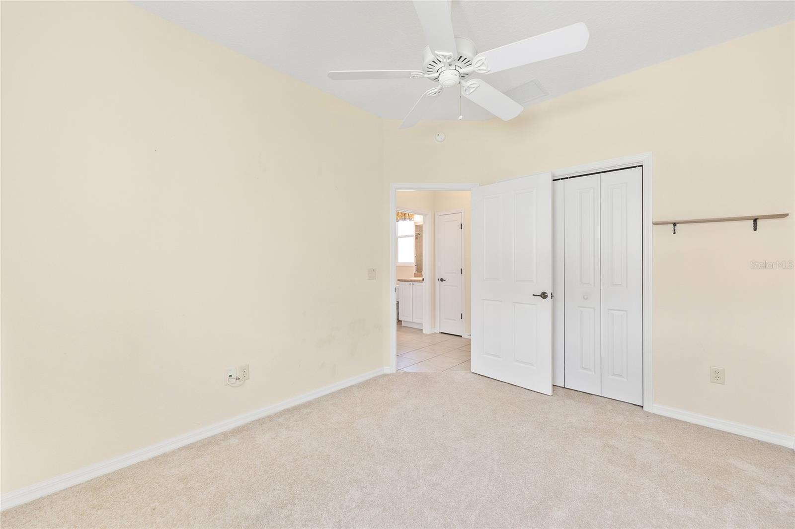 635 ALLENWOOD LOOP, THE VILLAGES, FL, 32162