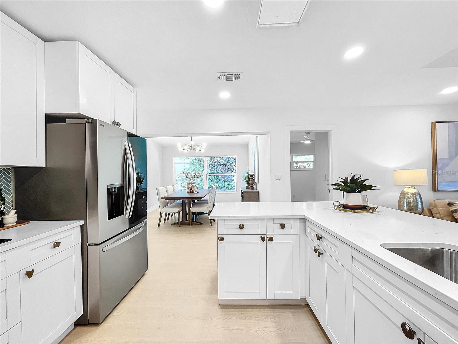 TB8427022 Property Photo