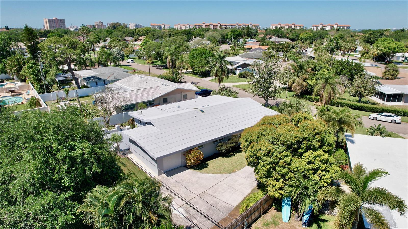 TB8427022 Property Photo