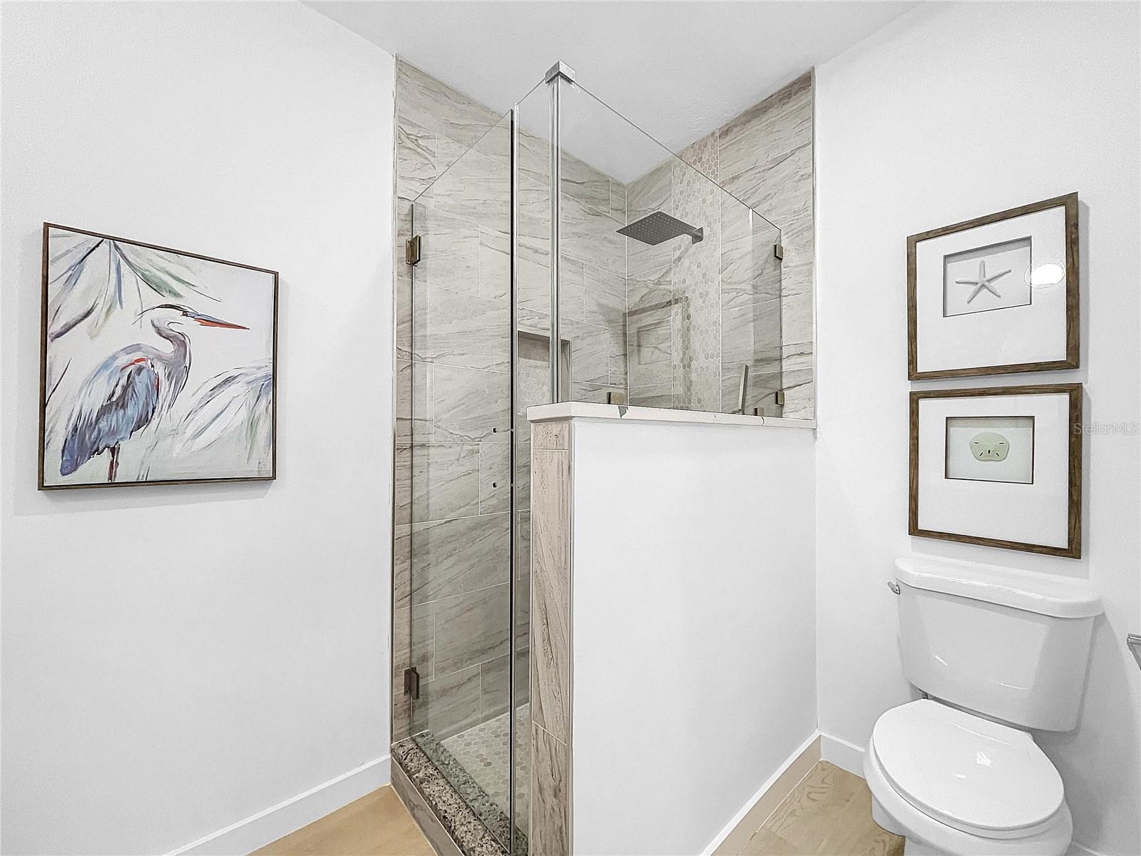 TB8427022 Property Photo