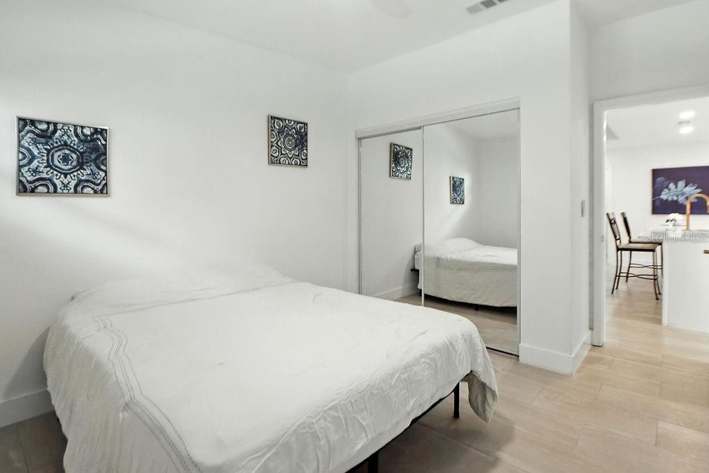 TB8427022 Property Photo