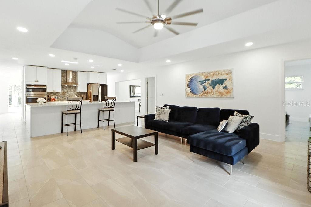 TB8427022 Property Photo