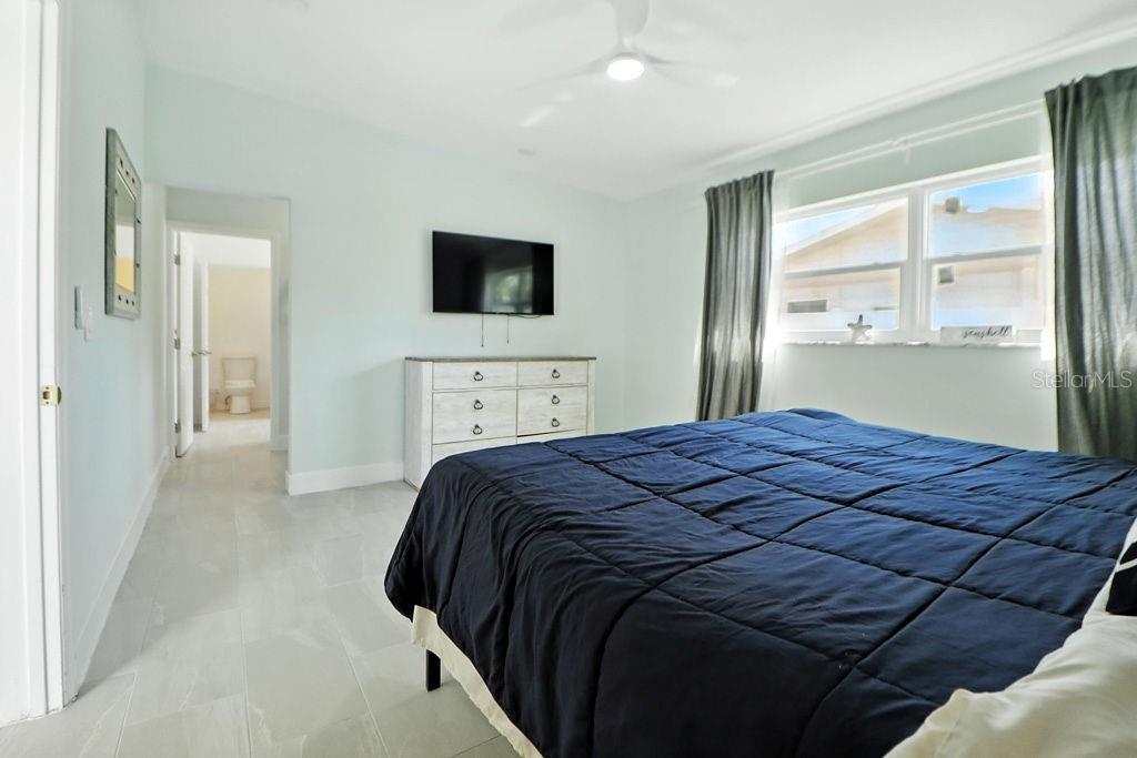 TB8427022 Property Photo