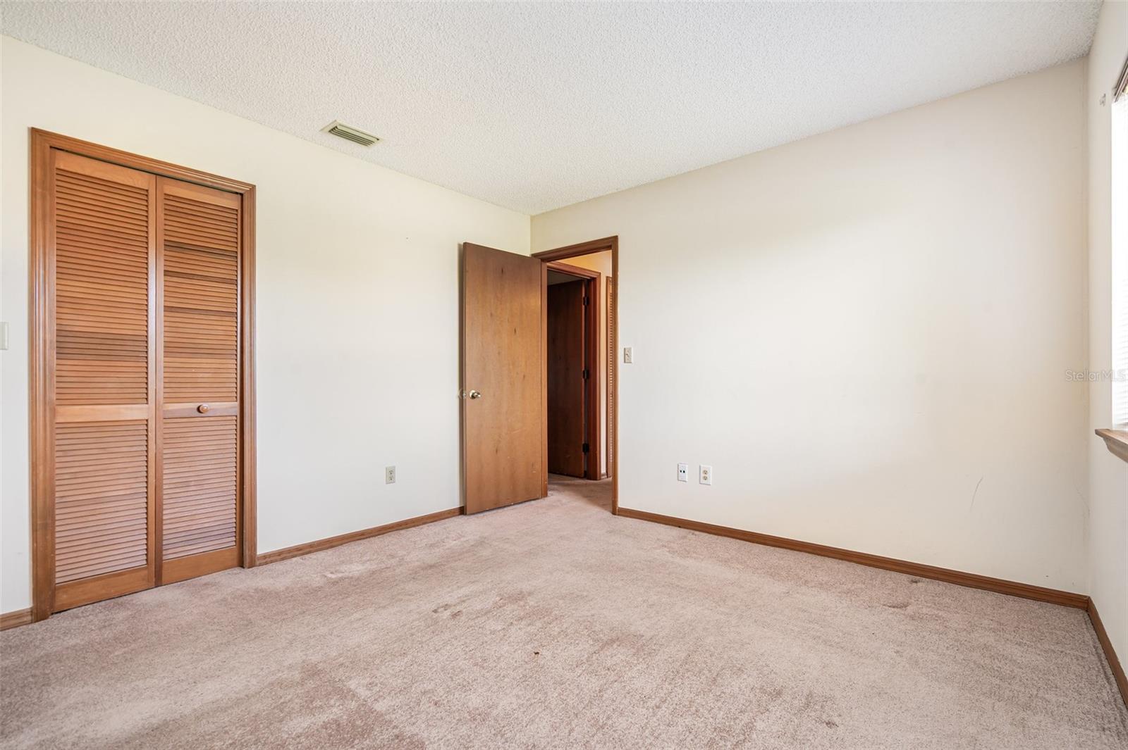 706 ISLE ROYALE AVE NW, PALM BAY, FL, 32907