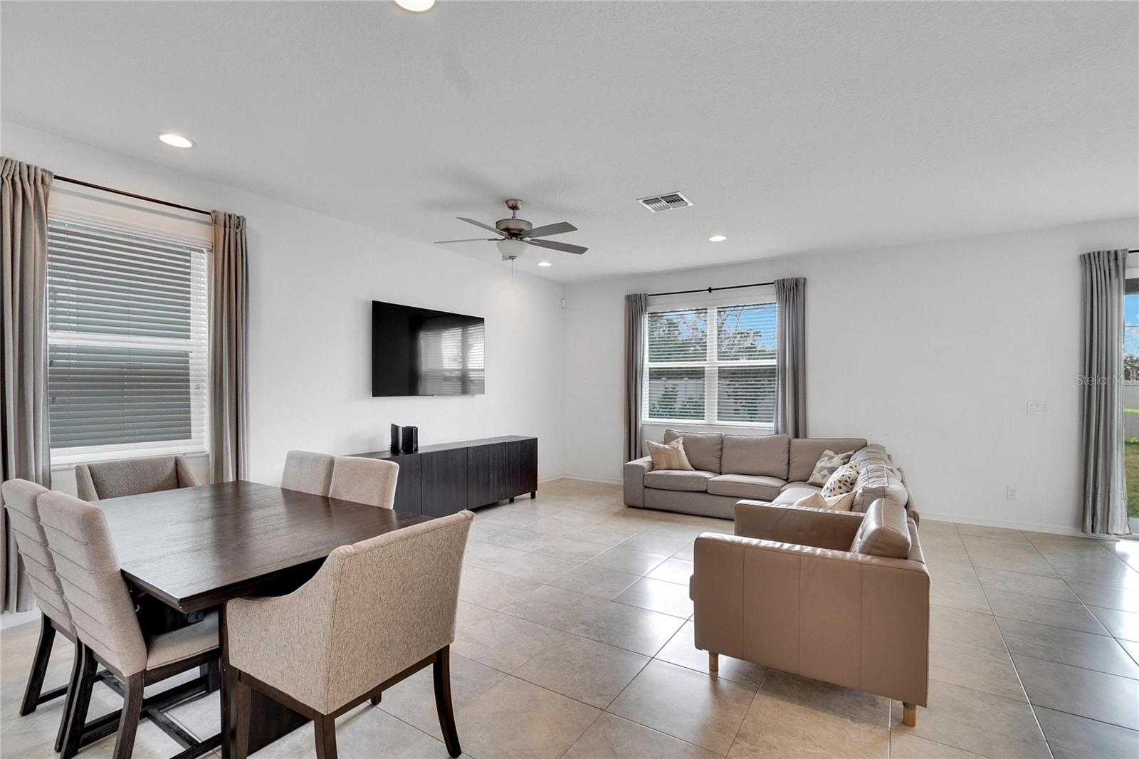 Living / Dining Room