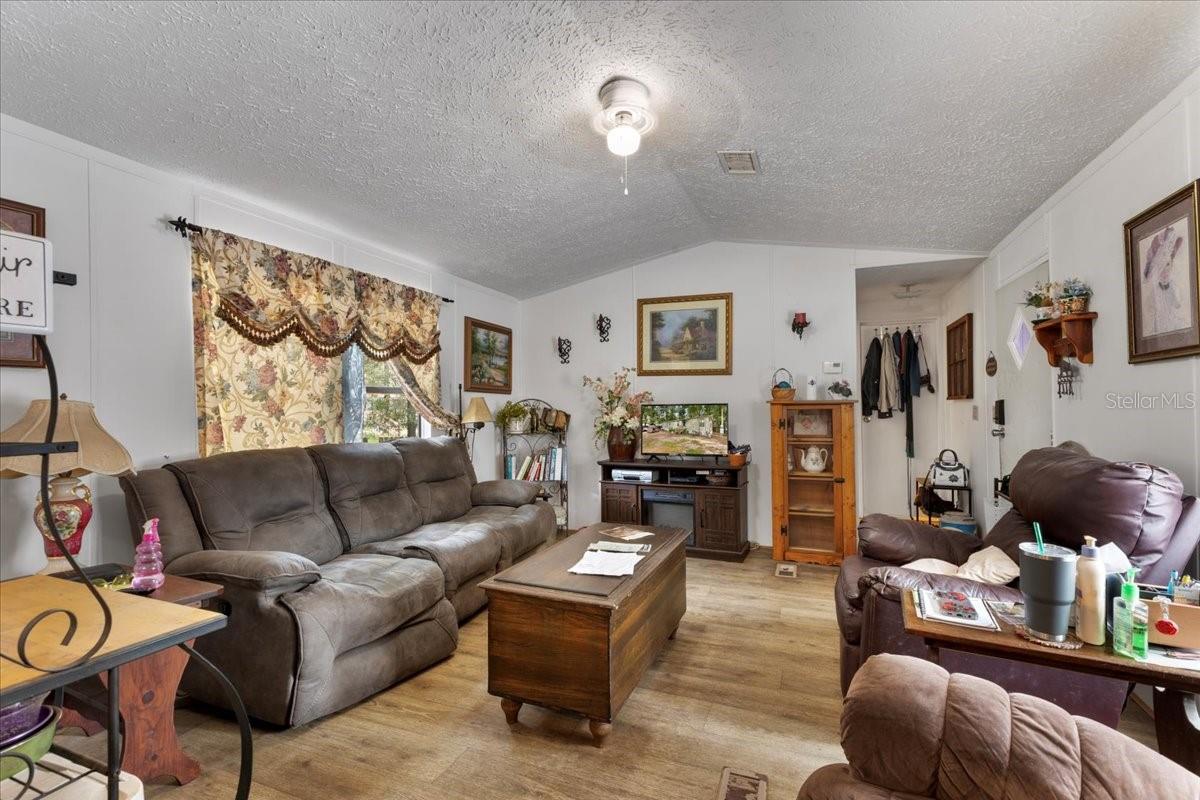 GC533997 Property Photo