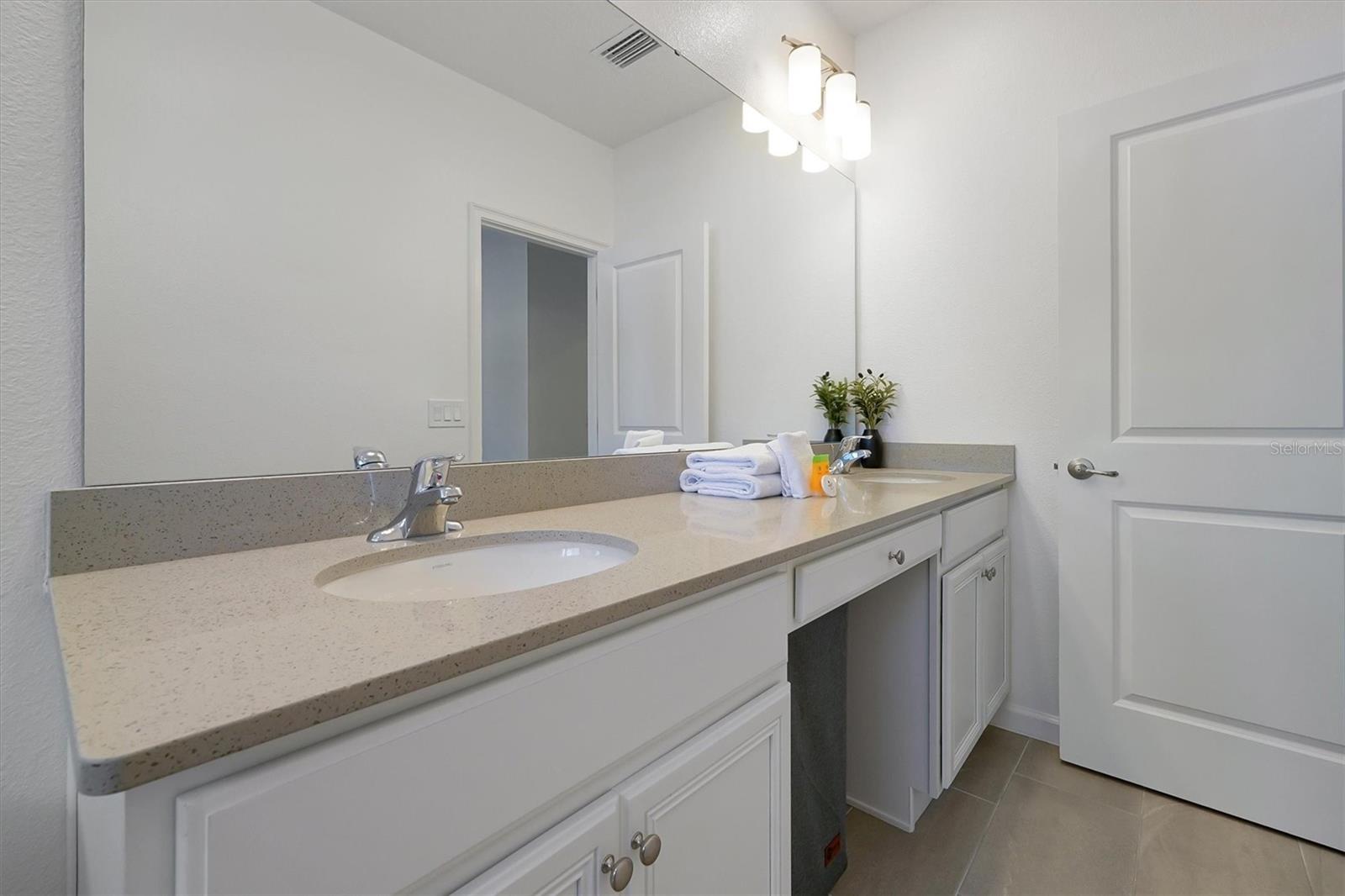 10400 EBB TIDE LN, ORLANDO, FL, 32821