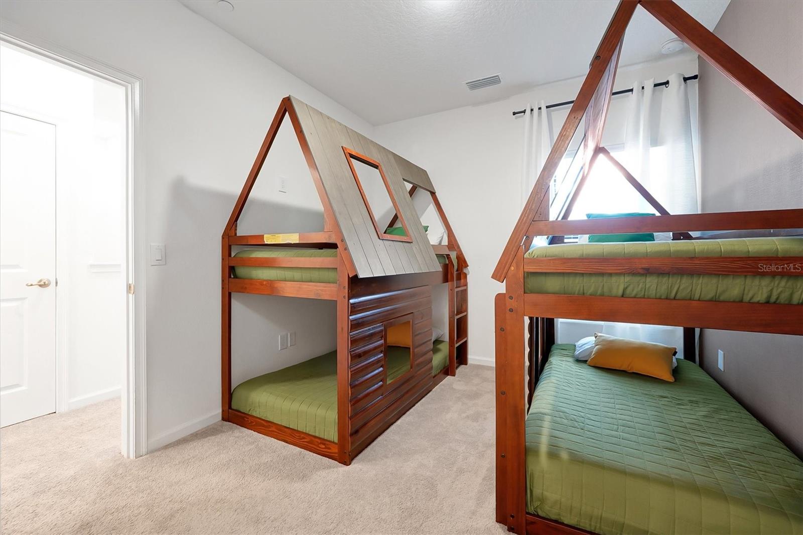 10400 EBB TIDE LN, ORLANDO, FL, 32821