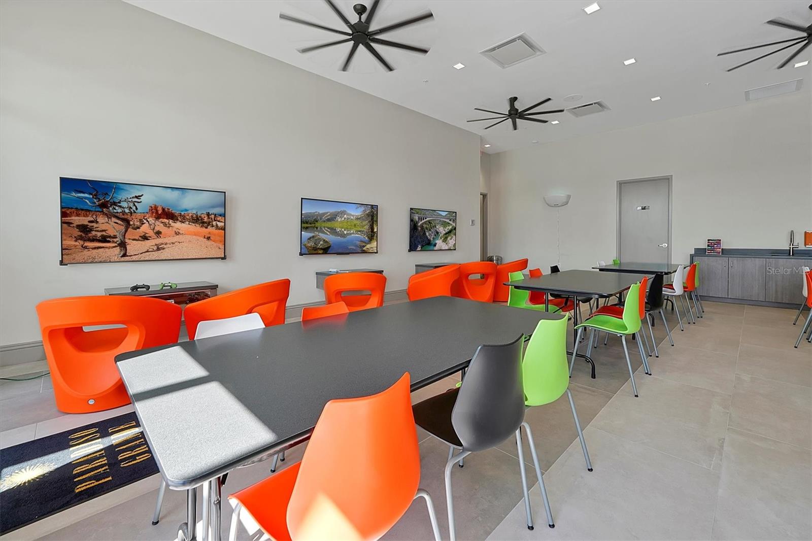 10400 EBB TIDE LN, ORLANDO, FL, 32821