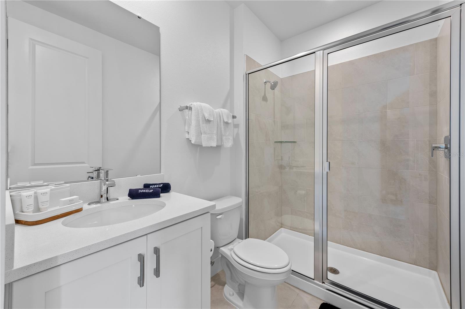 O6343881 Property Photo