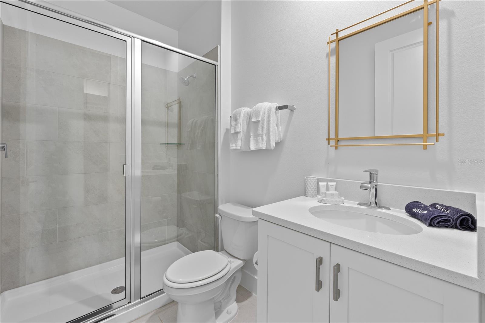 O6343881 Property Photo