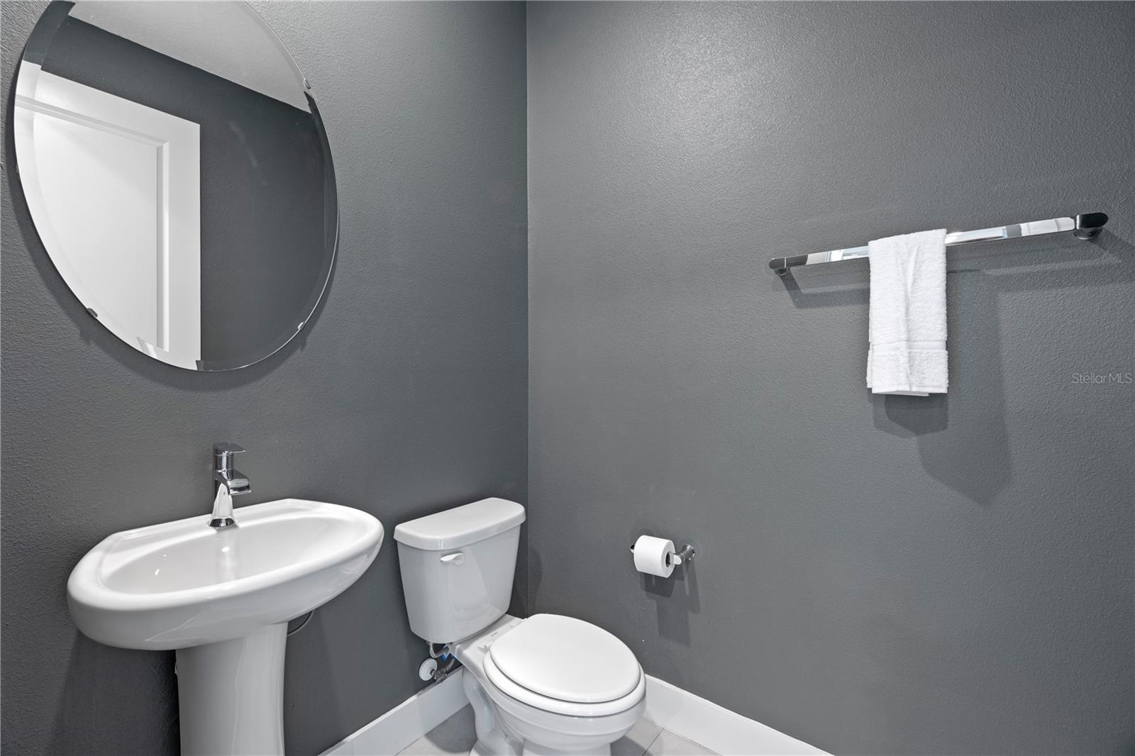 O6343881 Property Photo